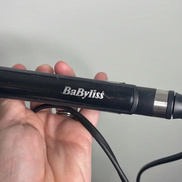 BabYliss 1" Straightening Flat Iron! - Picture 2 of 10